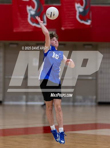 null - Photo 01