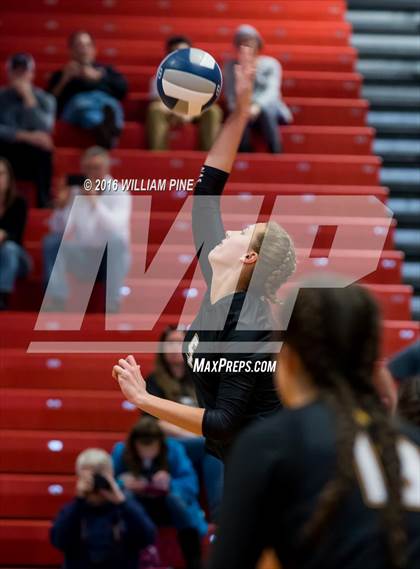 Thumbnail 1 in Panas vs. Vestal (NYSPHSAA Class A Regional Final) photogallery.
