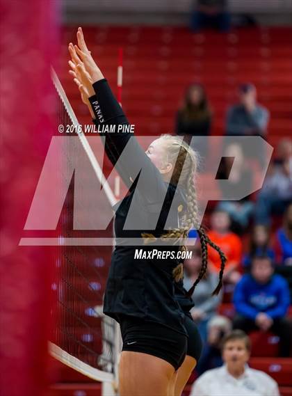 Thumbnail 1 in Panas vs. Vestal (NYSPHSAA Class A Regional Final) photogallery.