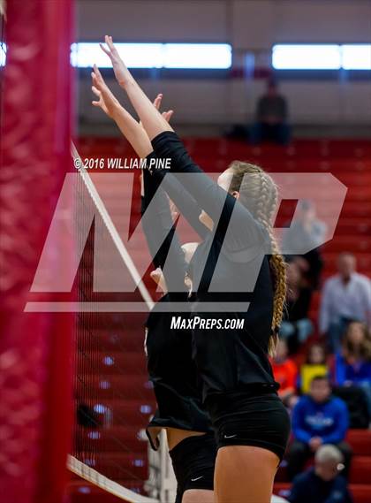Thumbnail 1 in Panas vs. Vestal (NYSPHSAA Class A Regional Final) photogallery.