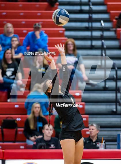 Thumbnail 1 in Panas vs. Vestal (NYSPHSAA Class A Regional Final) photogallery.