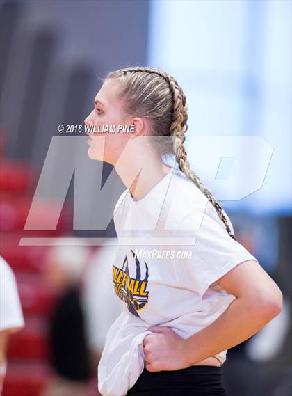 Thumbnail 1 in Panas vs. Vestal (NYSPHSAA Class A Regional Final) photogallery.