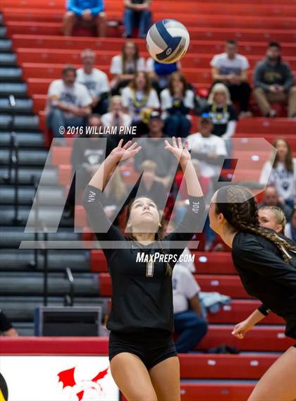 Thumbnail 2 in Panas vs. Vestal (NYSPHSAA Class A Regional Final) photogallery.