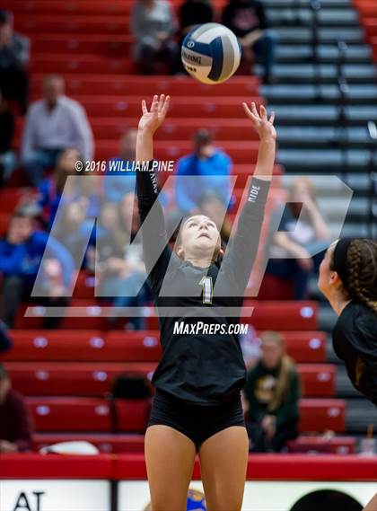 Thumbnail 1 in Panas vs. Vestal (NYSPHSAA Class A Regional Final) photogallery.