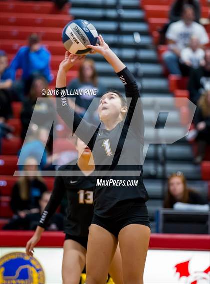 Thumbnail 3 in Panas vs. Vestal (NYSPHSAA Class A Regional Final) photogallery.