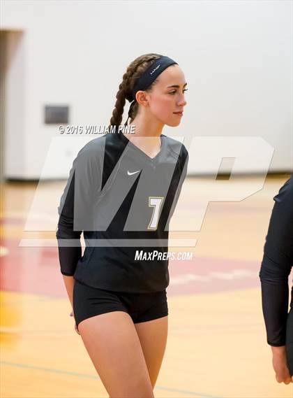 Thumbnail 1 in Panas vs. Vestal (NYSPHSAA Class A Regional Final) photogallery.