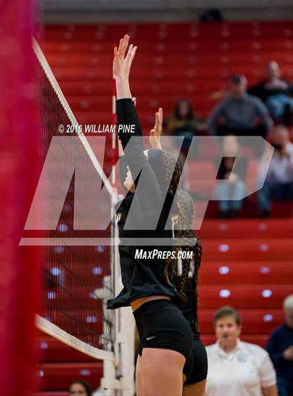 Thumbnail 2 in Panas vs. Vestal (NYSPHSAA Class A Regional Final) photogallery.