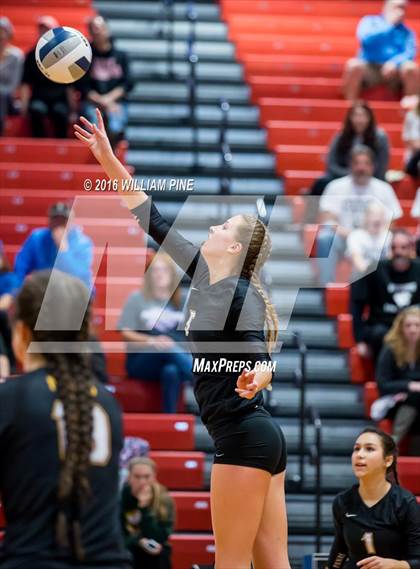 Thumbnail 2 in Panas vs. Vestal (NYSPHSAA Class A Regional Final) photogallery.