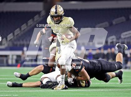 Thumbnail 2 in Rider vs. Aledo (UIL 5A Division 2 Semifinal) photogallery.