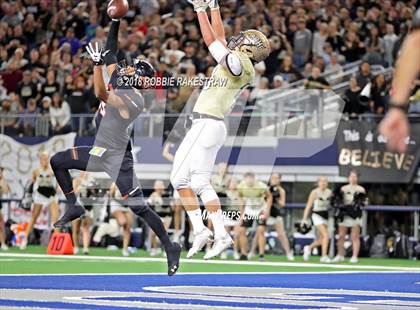 Thumbnail 2 in Rider vs. Aledo (UIL 5A Division 2 Semifinal) photogallery.