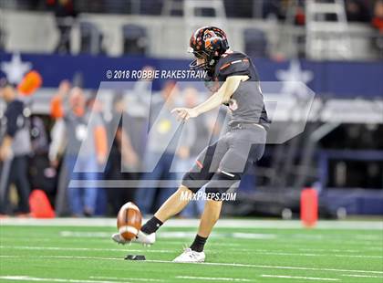 Thumbnail 1 in Rider vs. Aledo (UIL 5A Division 2 Semifinal) photogallery.