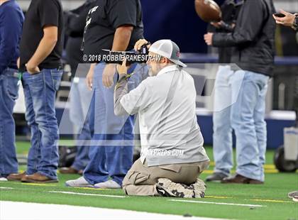 Thumbnail 1 in Rider vs. Aledo (UIL 5A Division 2 Semifinal) photogallery.
