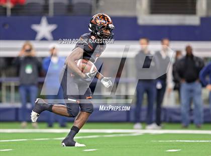 Thumbnail 3 in Rider vs. Aledo (UIL 5A Division 2 Semifinal) photogallery.