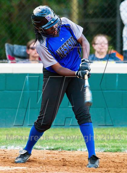 Thumbnail 1 in Memorial vs Westside (UIL 5A Region 3 Bi-District) photogallery.