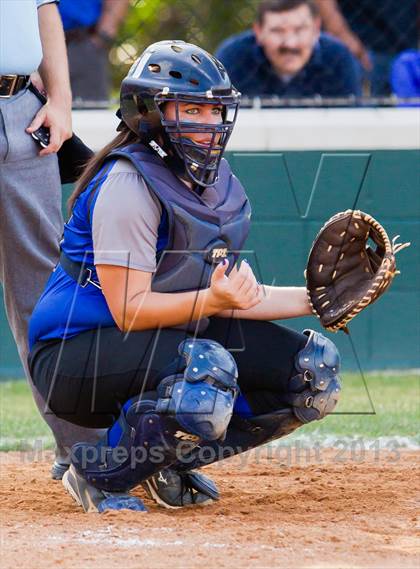 Thumbnail 3 in Memorial vs Westside (UIL 5A Region 3 Bi-District) photogallery.