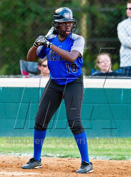 Thumbnail 2 in Memorial vs Westside (UIL 5A Region 3 Bi-District) photogallery.