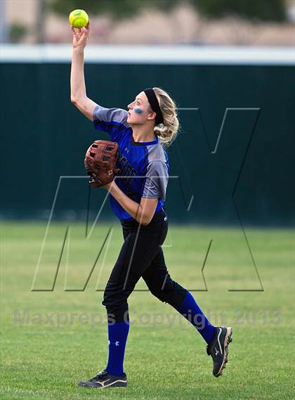 Thumbnail 1 in Memorial vs Westside (UIL 5A Region 3 Bi-District) photogallery.