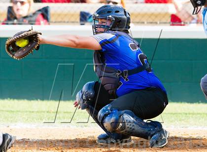 Thumbnail 2 in Memorial vs Westside (UIL 5A Region 3 Bi-District) photogallery.