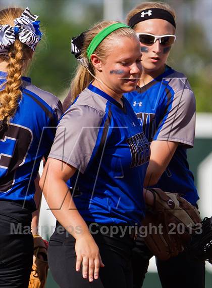 Thumbnail 1 in Memorial vs Westside (UIL 5A Region 3 Bi-District) photogallery.