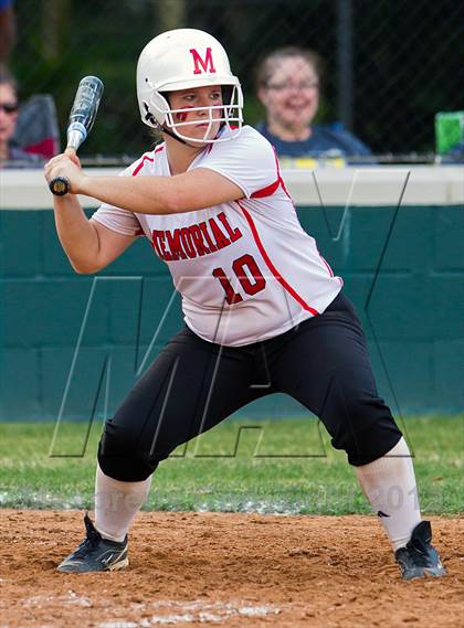 Thumbnail 1 in Memorial vs Westside (UIL 5A Region 3 Bi-District) photogallery.