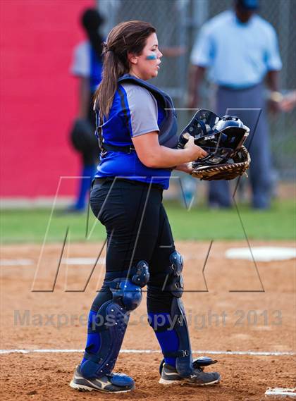 Thumbnail 2 in Memorial vs Westside (UIL 5A Region 3 Bi-District) photogallery.