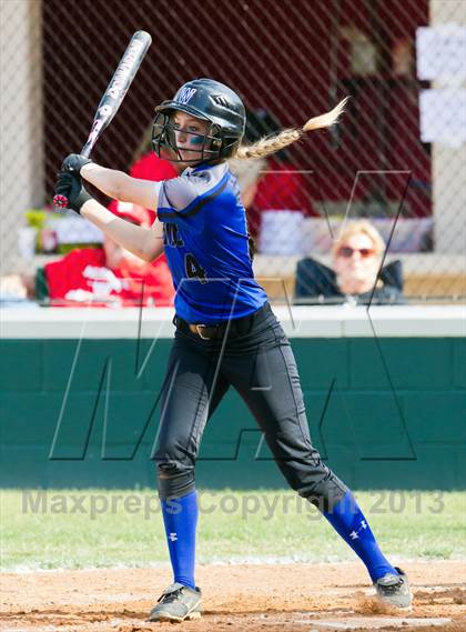 Thumbnail 3 in Memorial vs Westside (UIL 5A Region 3 Bi-District) photogallery.