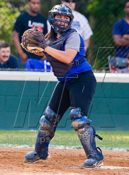 Thumbnail 1 in Memorial vs Westside (UIL 5A Region 3 Bi-District) photogallery.
