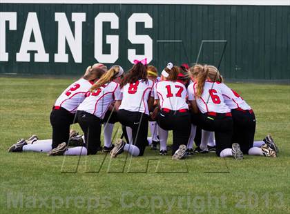 Thumbnail 2 in Memorial vs Westside (UIL 5A Region 3 Bi-District) photogallery.