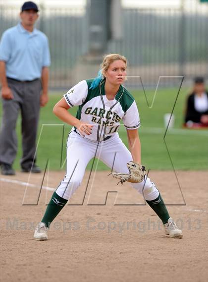 Thumbnail 2 in Tulare Western @ Garces (CIF CS Division 2 Quarterfinal) photogallery.