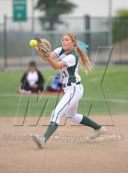 Thumbnail 2 in Tulare Western @ Garces (CIF CS Division 2 Quarterfinal) photogallery.