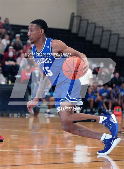 Thumbnail 1 in Lorena vs. Crockett (UIL 3A Quarterfinal) photogallery.