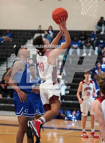 Thumbnail 1 in Lorena vs. Crockett (UIL 3A Quarterfinal) photogallery.