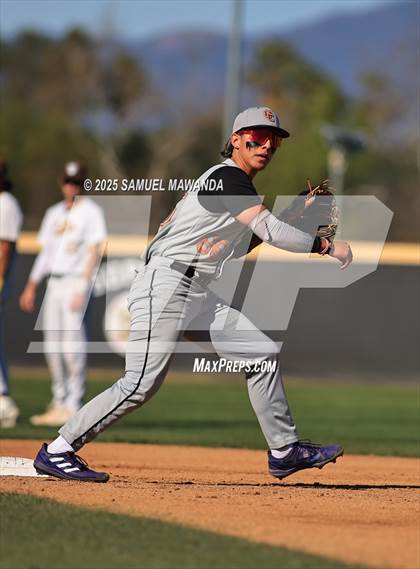 Thumbnail 3 in Castaic @ Crespi photogallery.