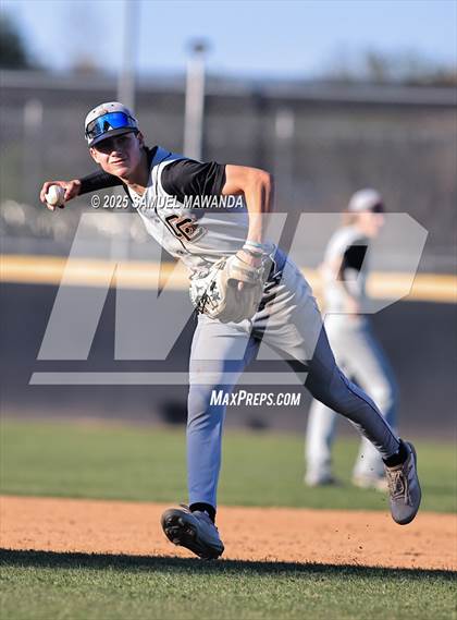 Thumbnail 2 in Castaic @ Crespi photogallery.