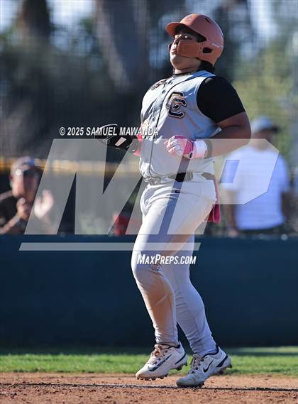 Thumbnail 3 in Castaic @ Crespi photogallery.