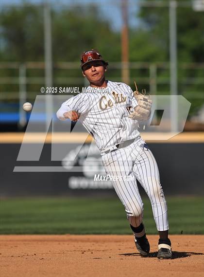Thumbnail 3 in Castaic @ Crespi photogallery.
