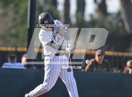 Thumbnail 2 in Castaic @ Crespi photogallery.