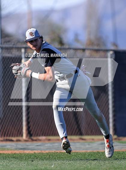 Thumbnail 1 in Castaic @ Crespi photogallery.