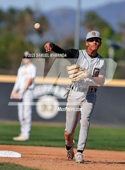 Thumbnail 1 in Castaic @ Crespi photogallery.
