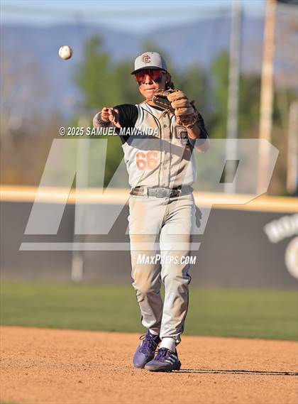Thumbnail 1 in Castaic @ Crespi photogallery.