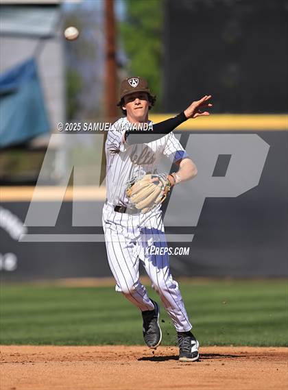Thumbnail 3 in Castaic @ Crespi photogallery.