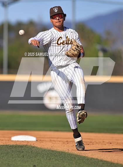 Thumbnail 1 in Castaic @ Crespi photogallery.