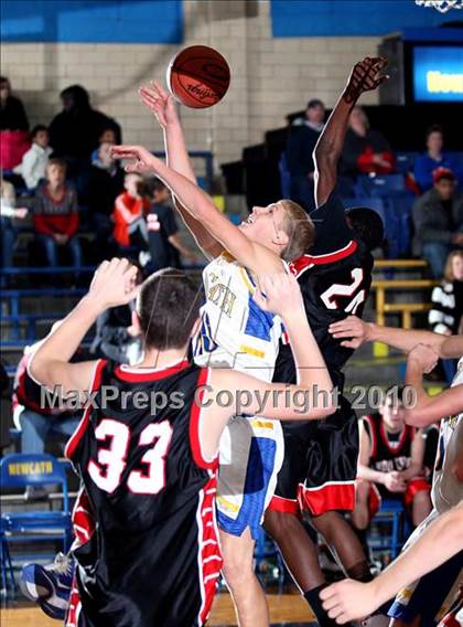 Thumbnail 3 in Holy Cross @ Newport Central Catholic photogallery.