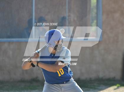 Thumbnail 2 in Penasco vs. Mora photogallery.