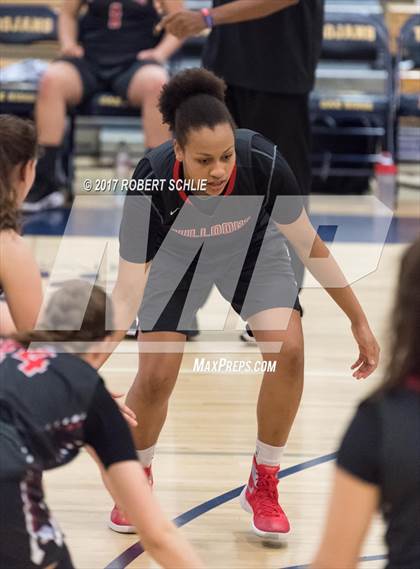 Thumbnail 1 in Folsom vs Oak Ridge (CIF State Regional D1 Semifinals) photogallery.