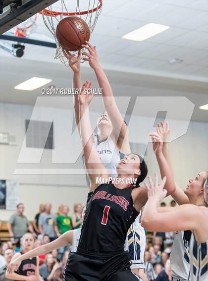 Thumbnail 3 in Folsom vs Oak Ridge (CIF State Regional D1 Semifinals) photogallery.