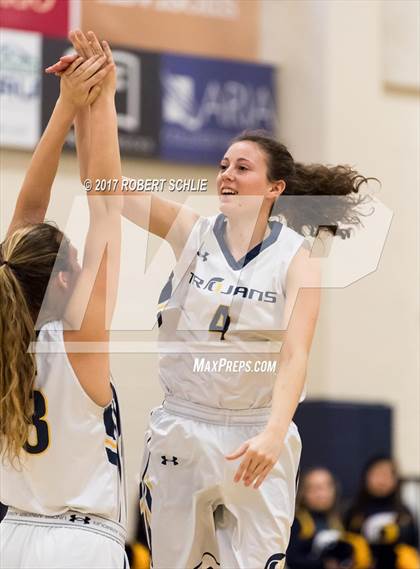 Thumbnail 3 in Folsom vs Oak Ridge (CIF State Regional D1 Semifinals) photogallery.