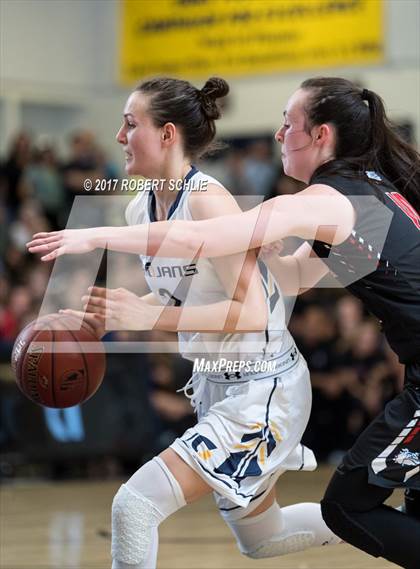 Thumbnail 3 in Folsom vs Oak Ridge (CIF State Regional D1 Semifinals) photogallery.