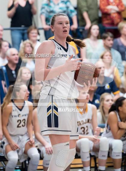 Thumbnail 2 in Folsom vs Oak Ridge (CIF State Regional D1 Semifinals) photogallery.