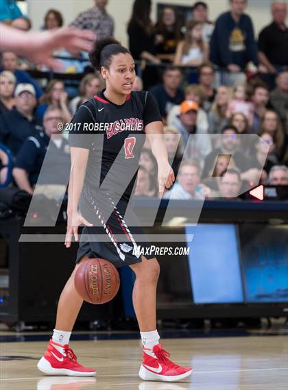Thumbnail 3 in Folsom vs Oak Ridge (CIF State Regional D1 Semifinals) photogallery.